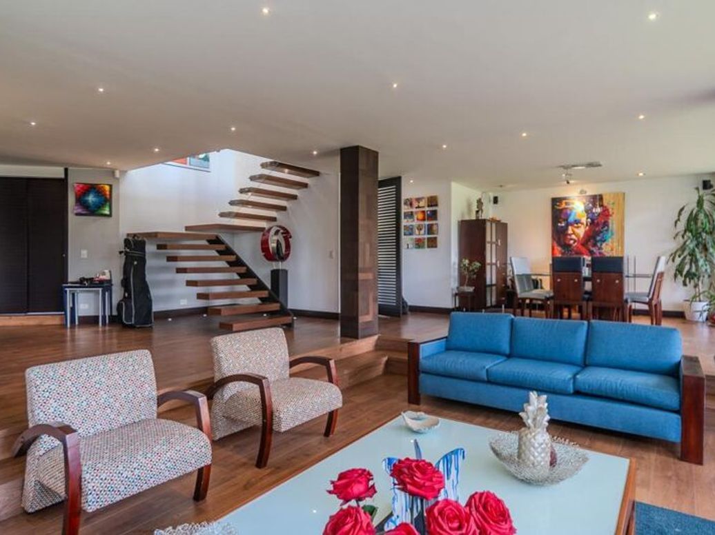 Casa de 3 alcobas en venta en Suba Naranjos, Bogotá, 300 m² · foto 15 de 20