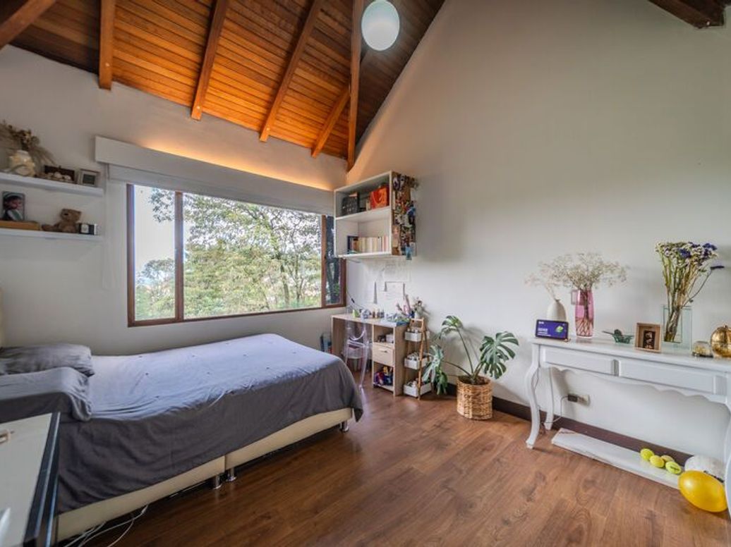 Casa de 3 alcobas en venta en Suba Naranjos, Bogotá, 300 m² · foto 4 de 20
