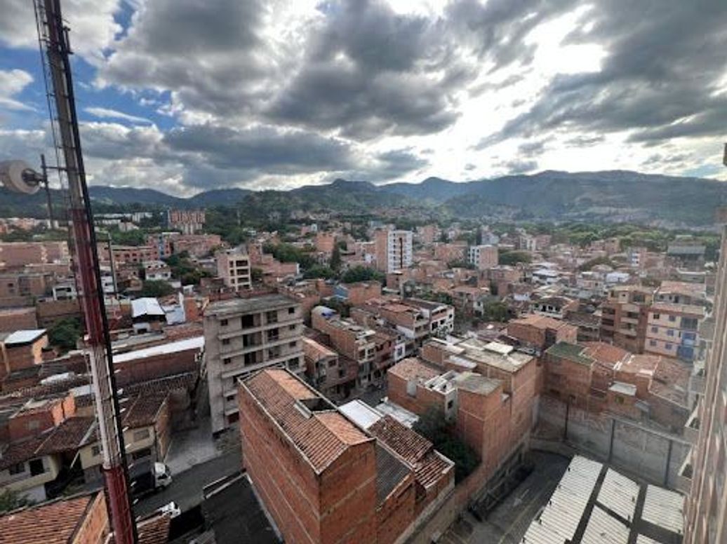ARRIENDO de APARTAESTUDIO en La América, Medellín en Cristobal