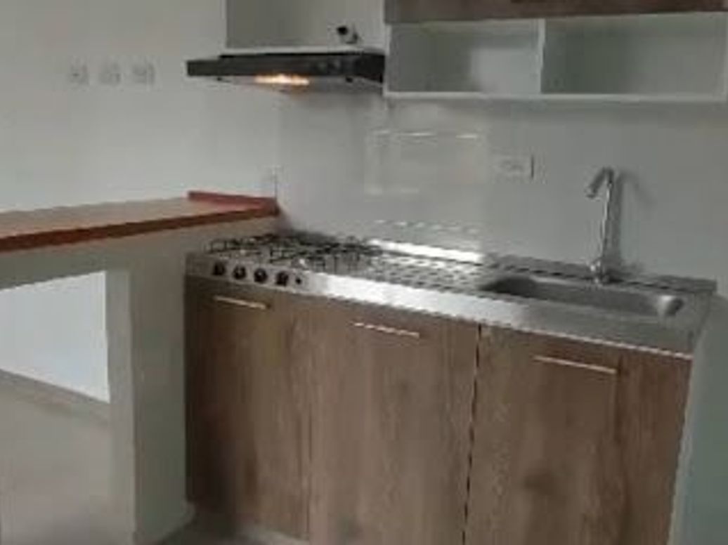 Apartaestudio en venta en Fontibón Centro, Bogotá, 39 m² · foto 8 de 15