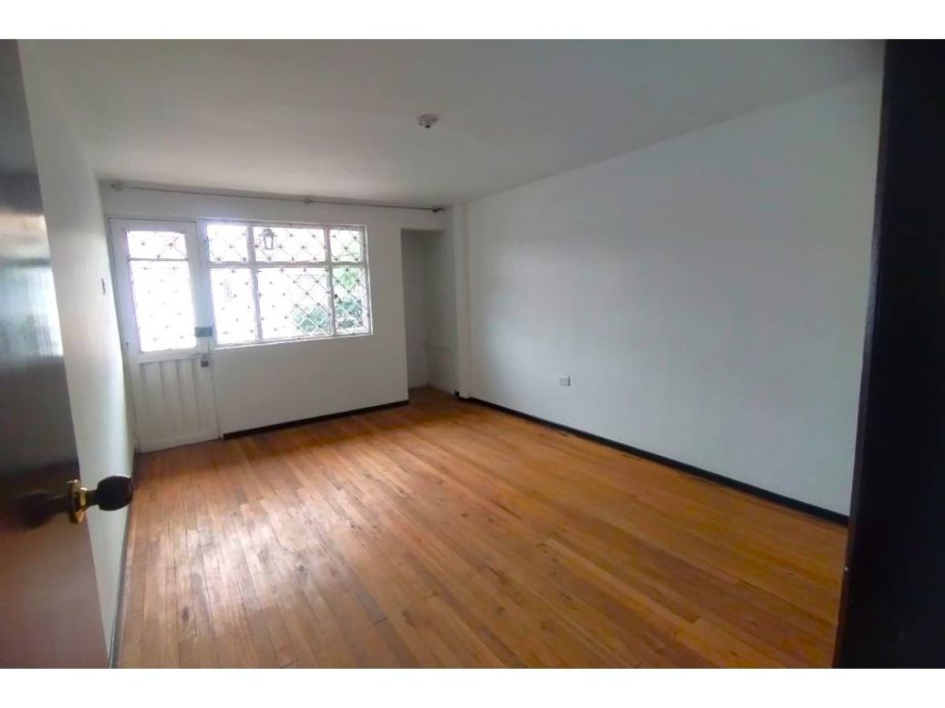 Casa de 6 alcobas en venta en Acapulco, Bogotá, 170 m² · foto 5 de 16