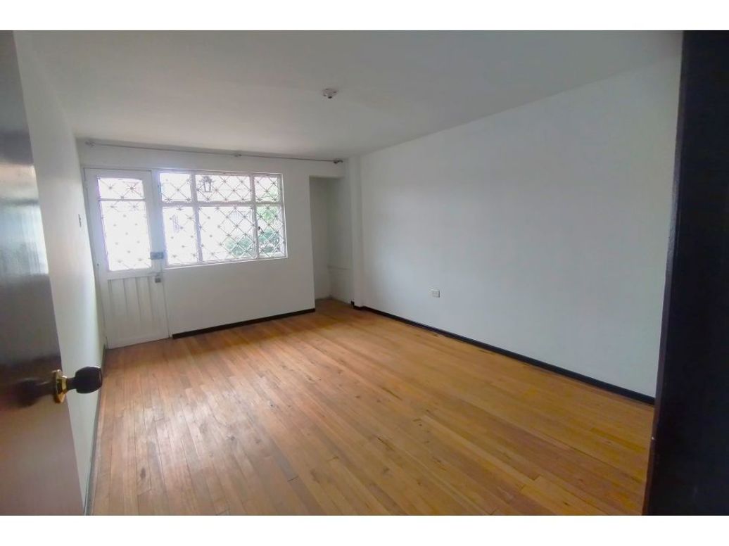 Casa de 6 alcobas en venta en Acapulco, Bogotá, 170 m² · foto 14 de 16