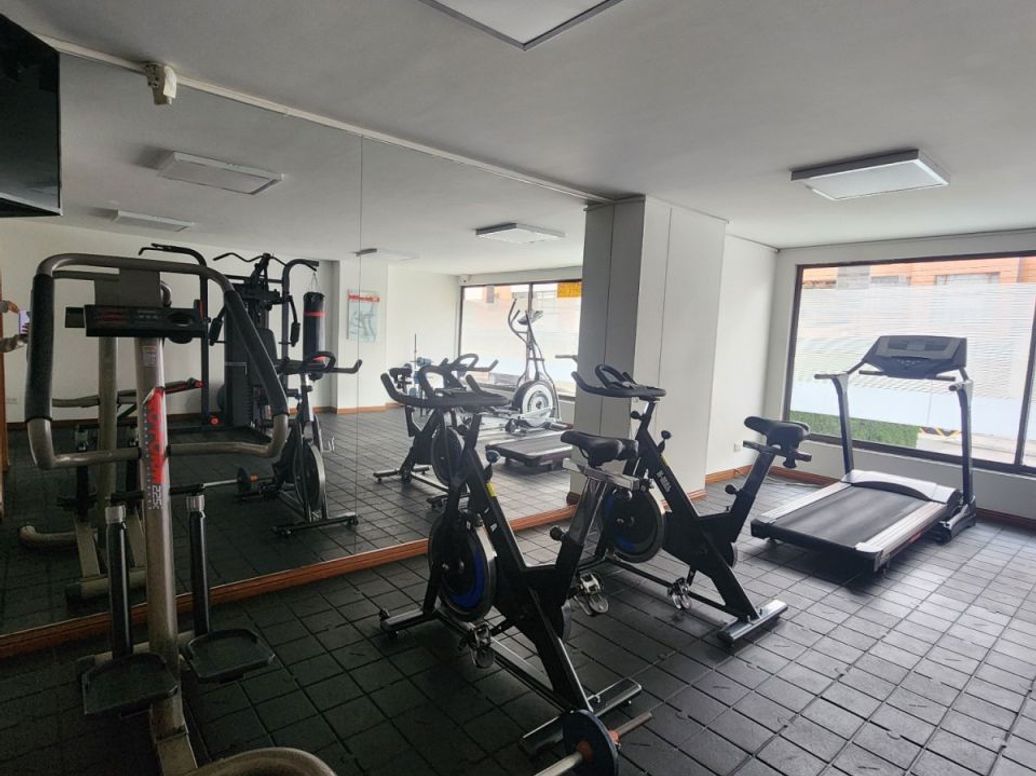 Apartamento de 3 alcobas en venta en San Patricio, Bogotá, 206 m² · foto 19 de 20