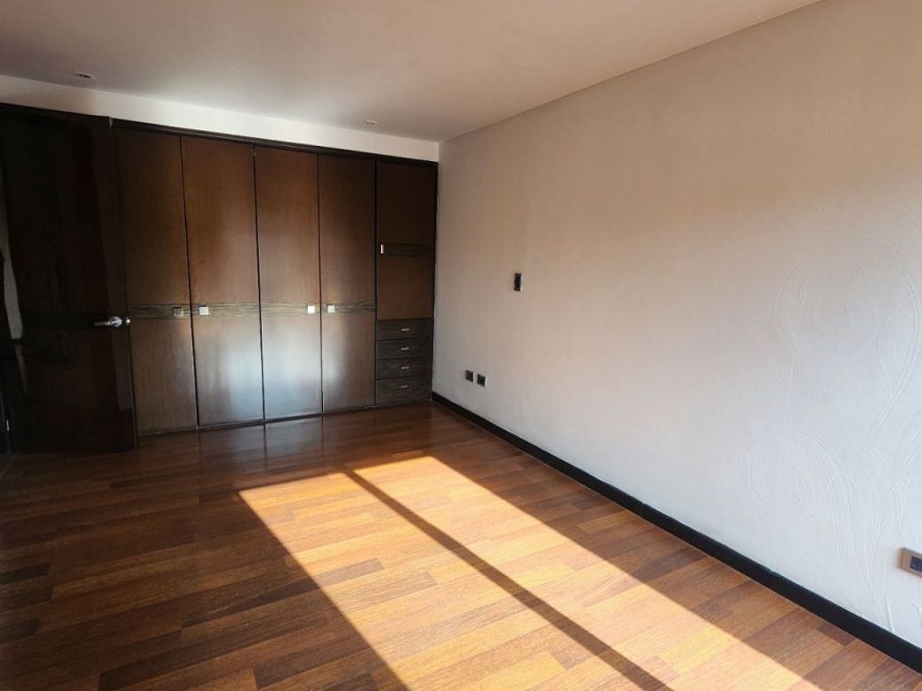 Apartamento de 3 alcobas en venta en San Patricio, Bogotá, 206 m² · foto 10 de 20