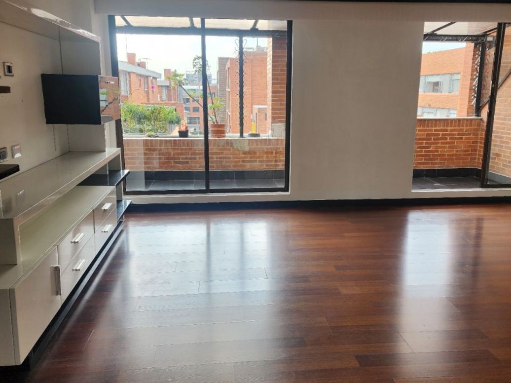 Apartamento de 3 alcobas en venta en San Patricio, Bogotá, 206 m² · foto 7 de 20