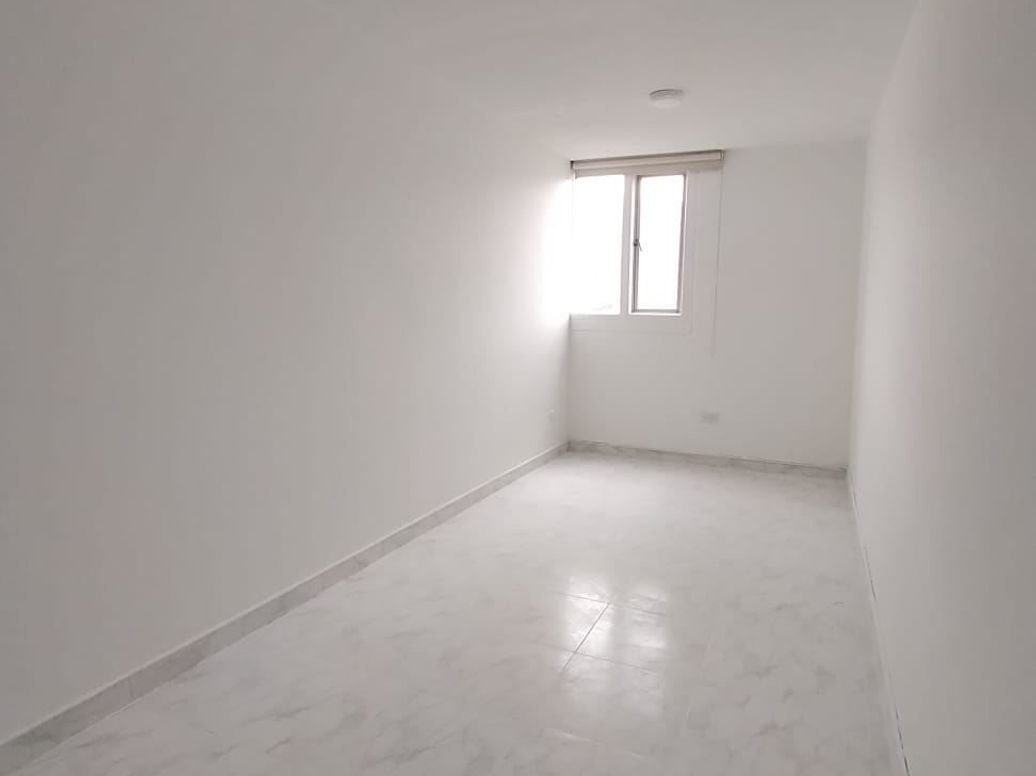 Apartamento de 4 alcobas en venta en Colseguros, Bogotá, 113 m² · foto 9 de 20