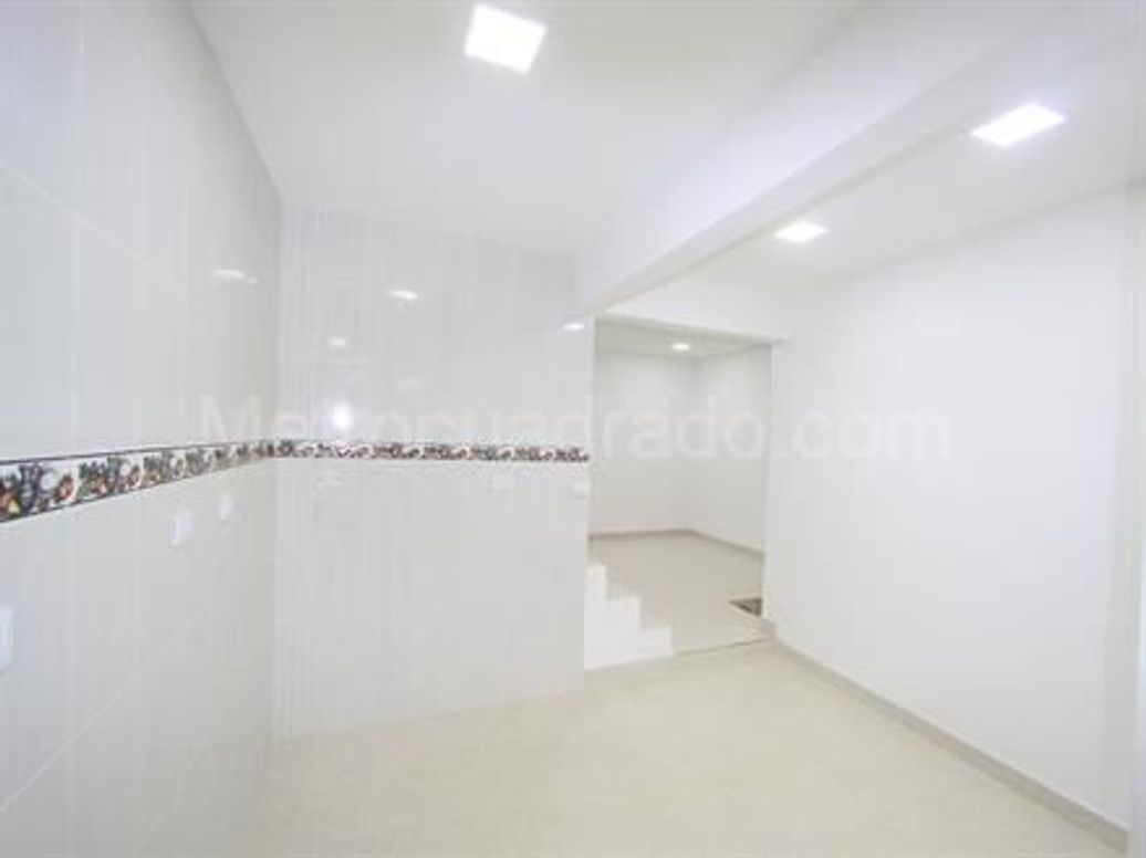 Casa de 2 alcobas en venta en San Bernardino, Bogotá, 224 m² · foto 8 de 15
