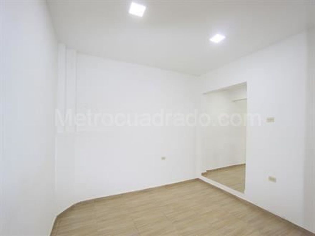 Casa de 2 alcobas en venta en San Bernardino, Bogotá, 224 m² · foto 11 de 15