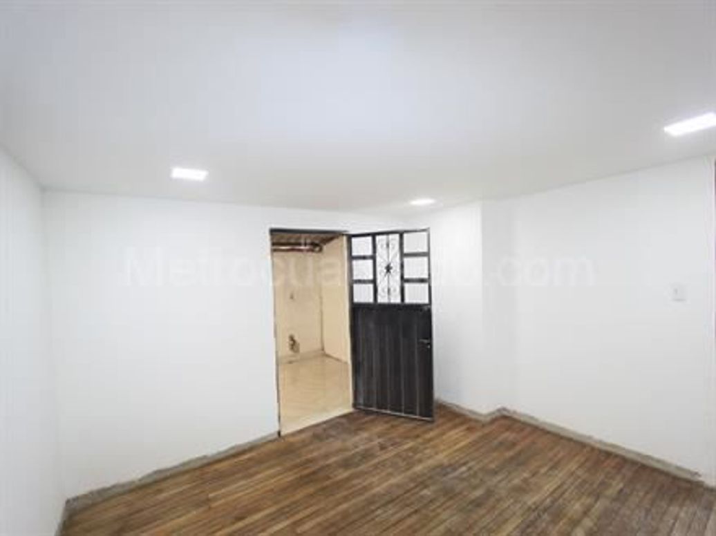 Casa de 2 alcobas en venta en San Bernardino, Bogotá, 224 m² · foto 12 de 15