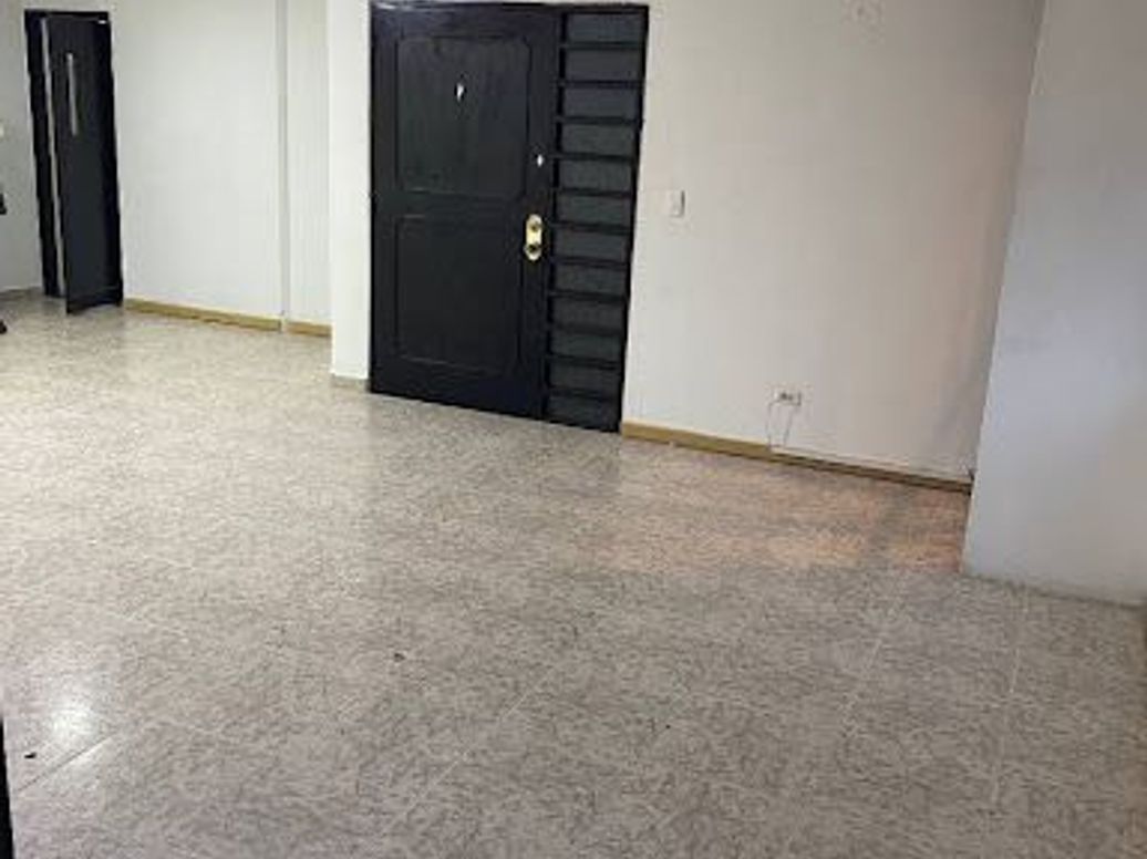 Apartamento de 4 alcobas en venta en Chapinero Alto, Bogotá, 179 m² · foto 4 de 14