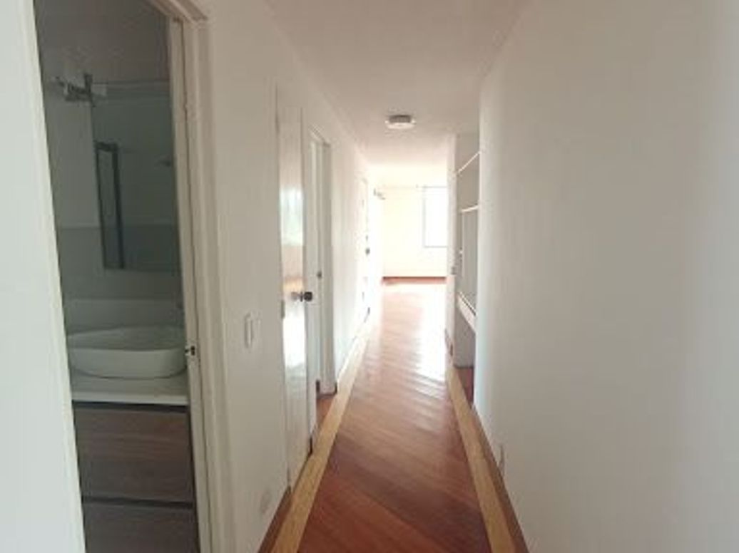 Apartamento de 3 alcobas en venta en La Floresta Norte, Bogotá, 115 m² · foto 7 de 17