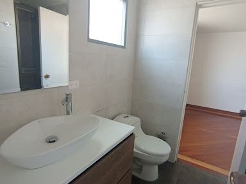 Apartamento de 3 alcobas en venta en La Floresta Norte, Bogotá, 115 m² · foto 12 de 17