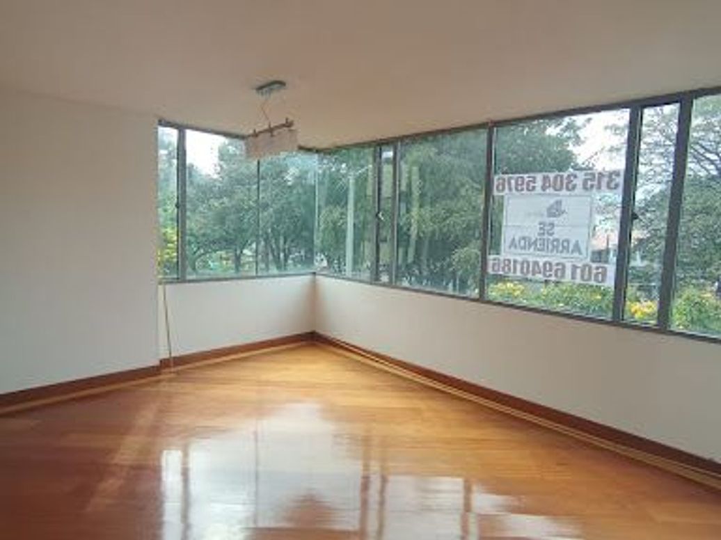 Apartamento de 3 alcobas en venta en La Floresta Norte, Bogotá, 115 m² · foto 2 de 17