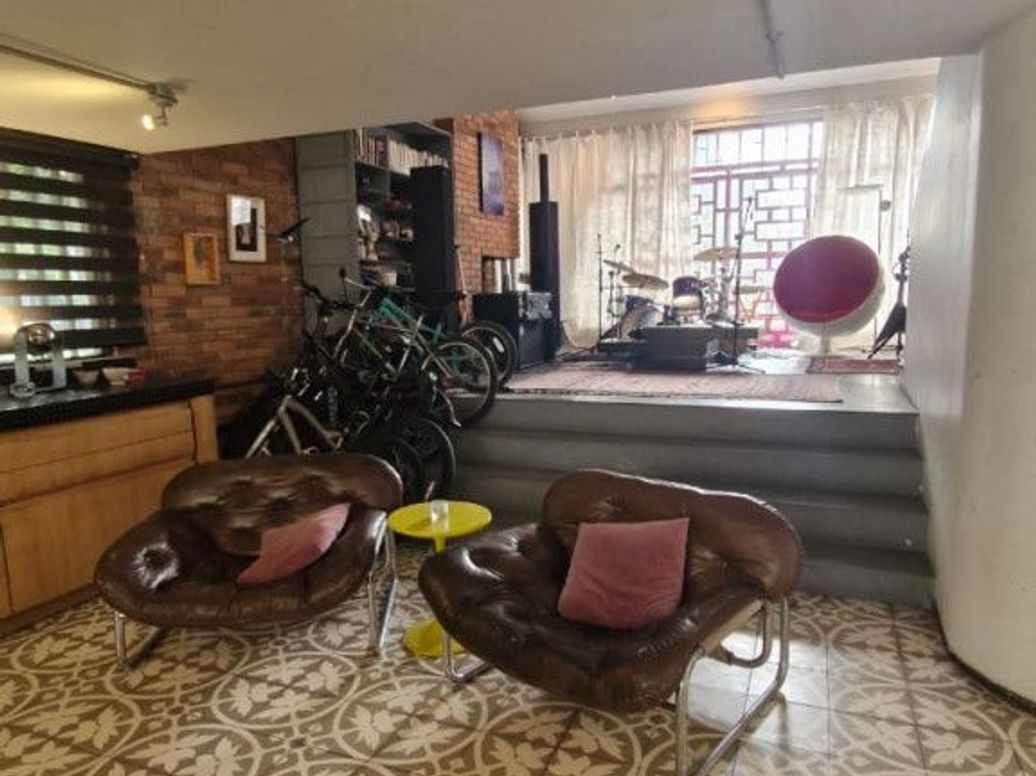 Casa de 3 alcobas en venta en Estoril, Bogotá, 280 m² · foto 2 de 18