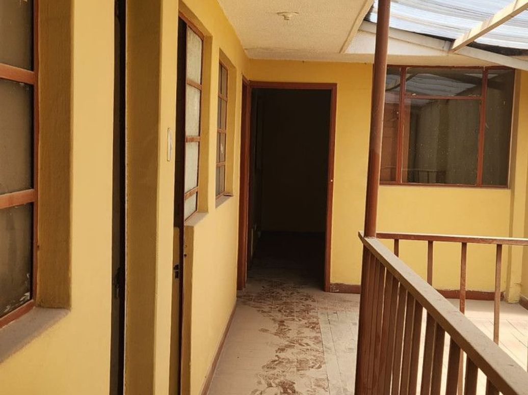 Casa de 1 alcoba en venta en Ub. Carvajal, Bogotá, 300 m² · foto 10 de 15