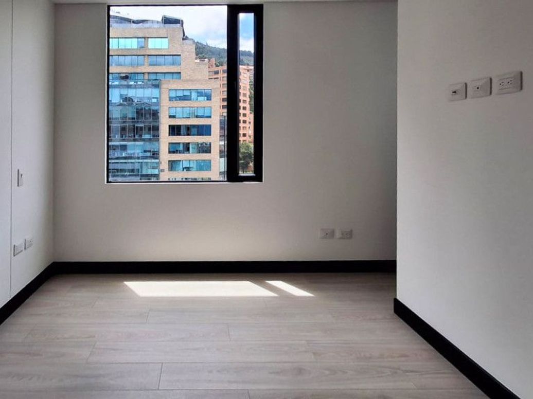Apartaestudio en venta en Santa Barbara Oriental, Bogotá, 38 m² · foto 7 de 10