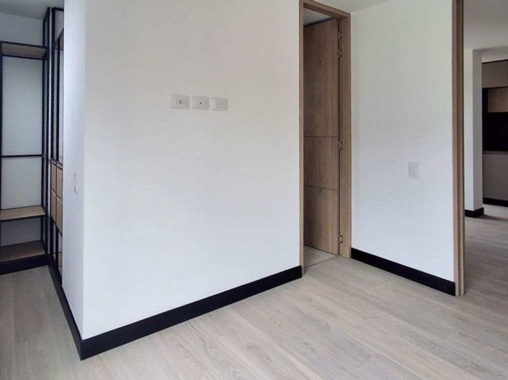 Apartaestudio en venta en Santa Barbara Oriental, Bogotá, 38 m² · foto 8 de 10