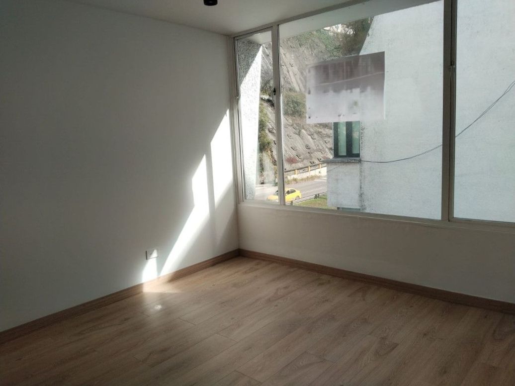 Apartamento de 2 alcobas en venta en El Refugio, Bogotá, 66 m² · foto 6 de 20