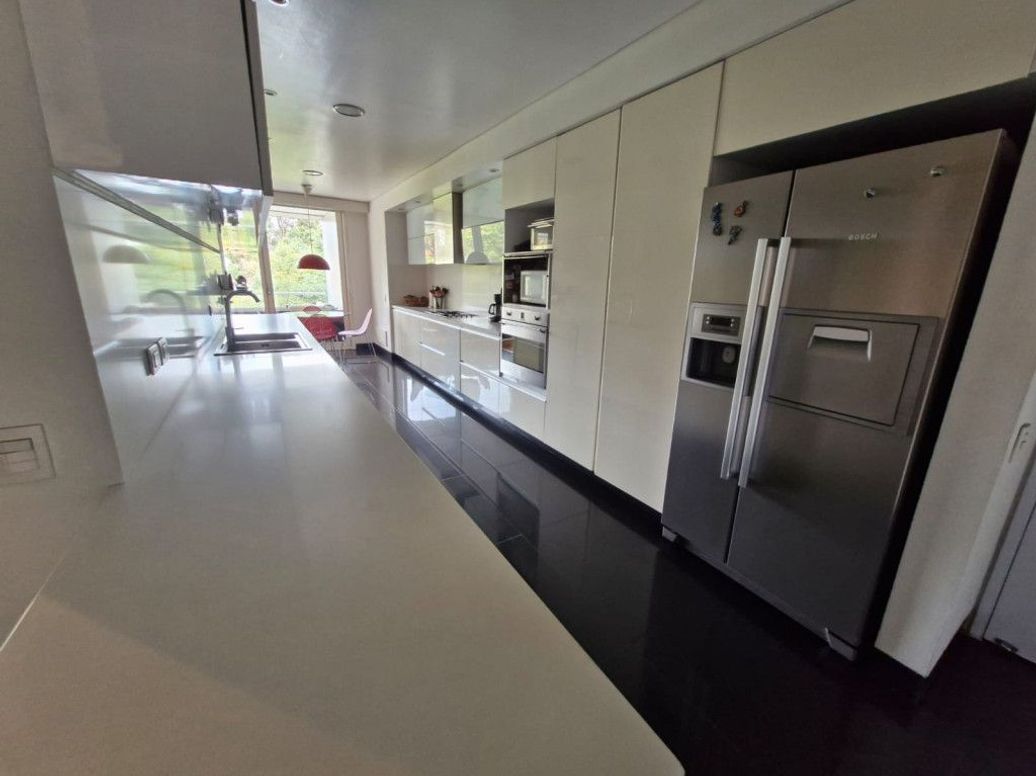 Apartamento de 3 alcobas en venta en Los Rosales, Bogotá, 290 m² · foto 6 de 20