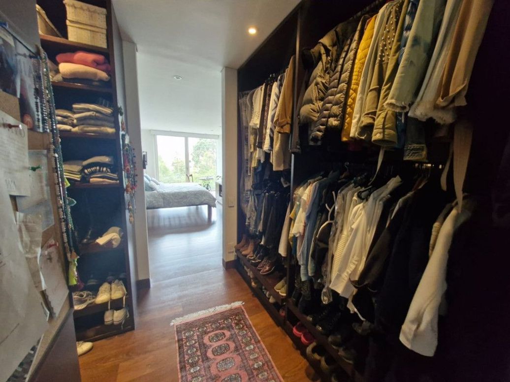 Apartamento de 3 alcobas en venta en Los Rosales, Bogotá, 290 m² · foto 18 de 20