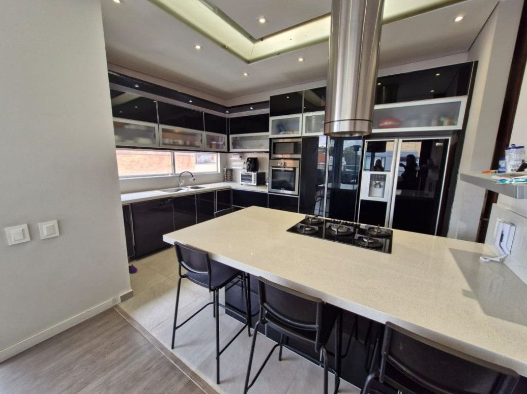 Apartamento de 4 alcobas en venta en Molinos Norte, Bogotá, 245 m² · foto 6 de 20