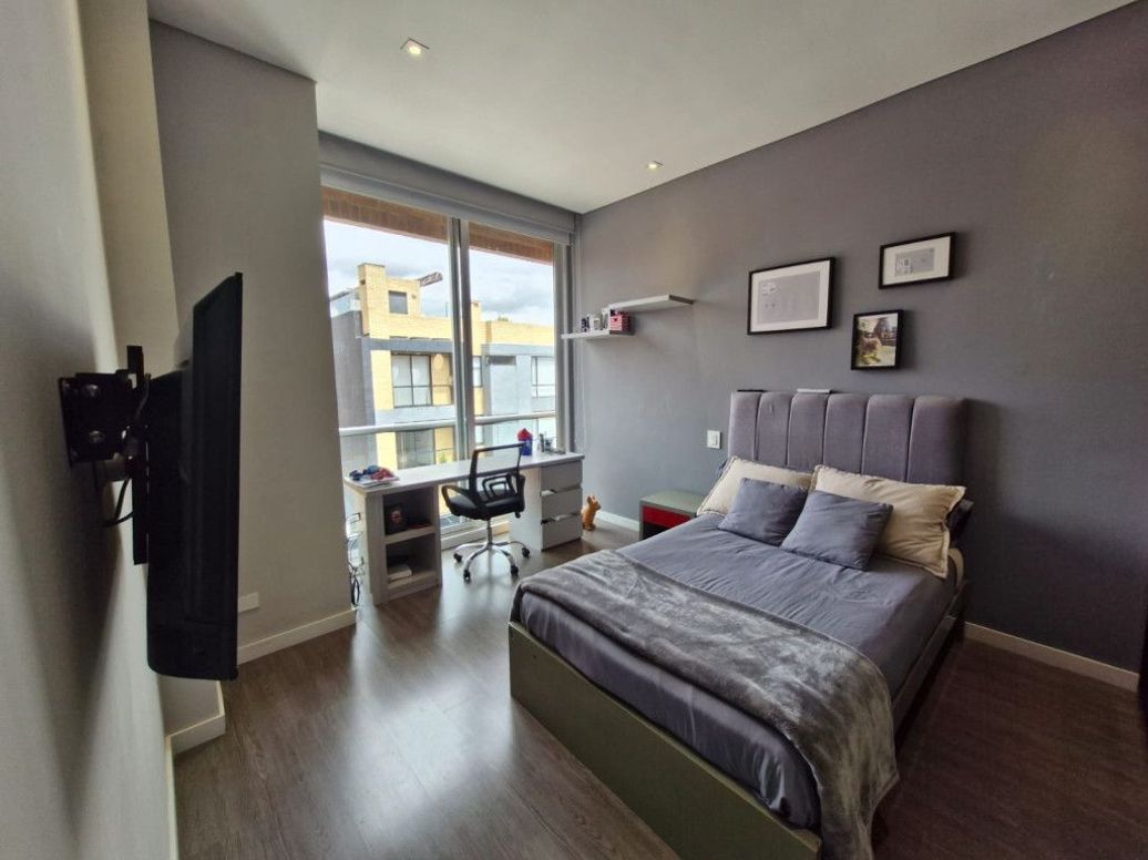 Apartamento de 4 alcobas en venta en Molinos Norte, Bogotá, 245 m² · foto 14 de 20