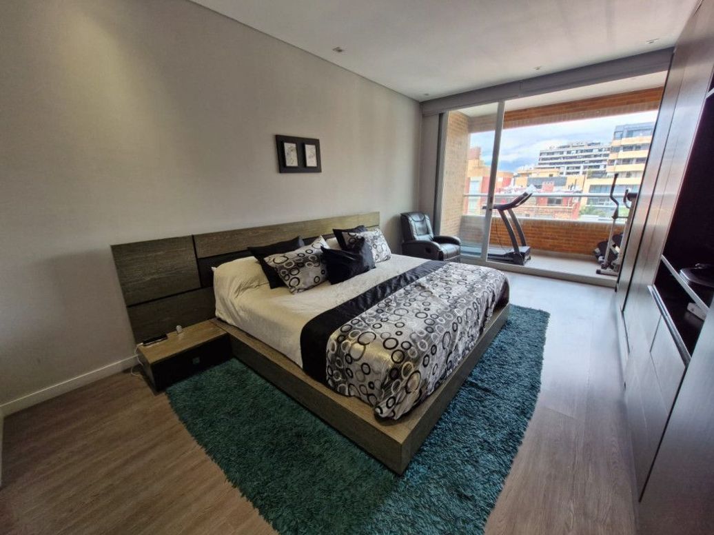 Apartamento de 4 alcobas en venta en Molinos Norte, Bogotá, 245 m² · foto 18 de 20