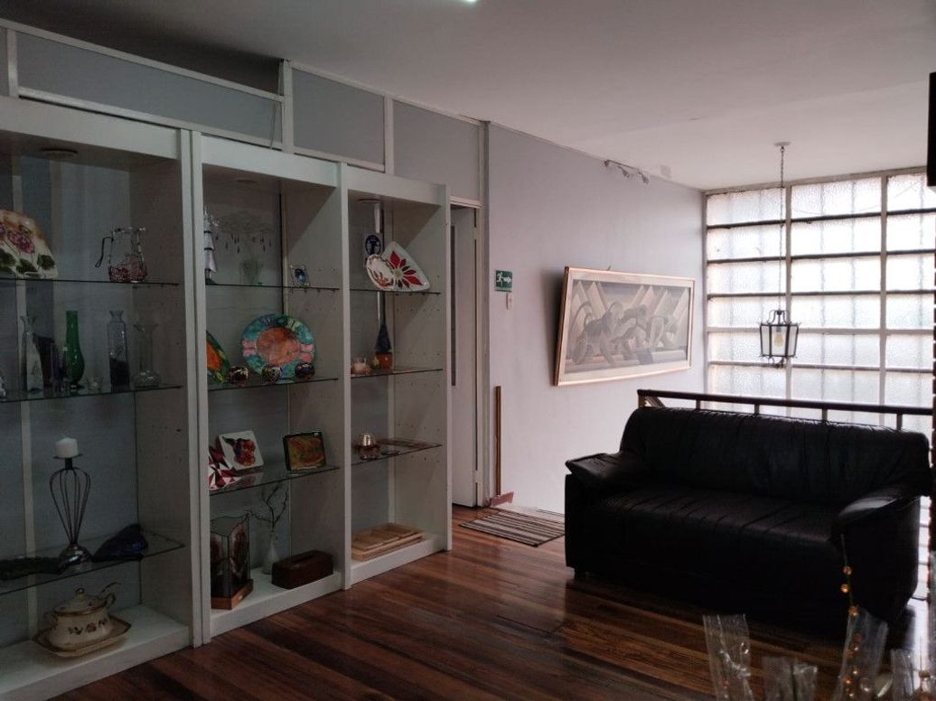 Casa de 1 alcoba en venta en Quinta Camacho, Bogotá, 746 m² · foto 11 de 20