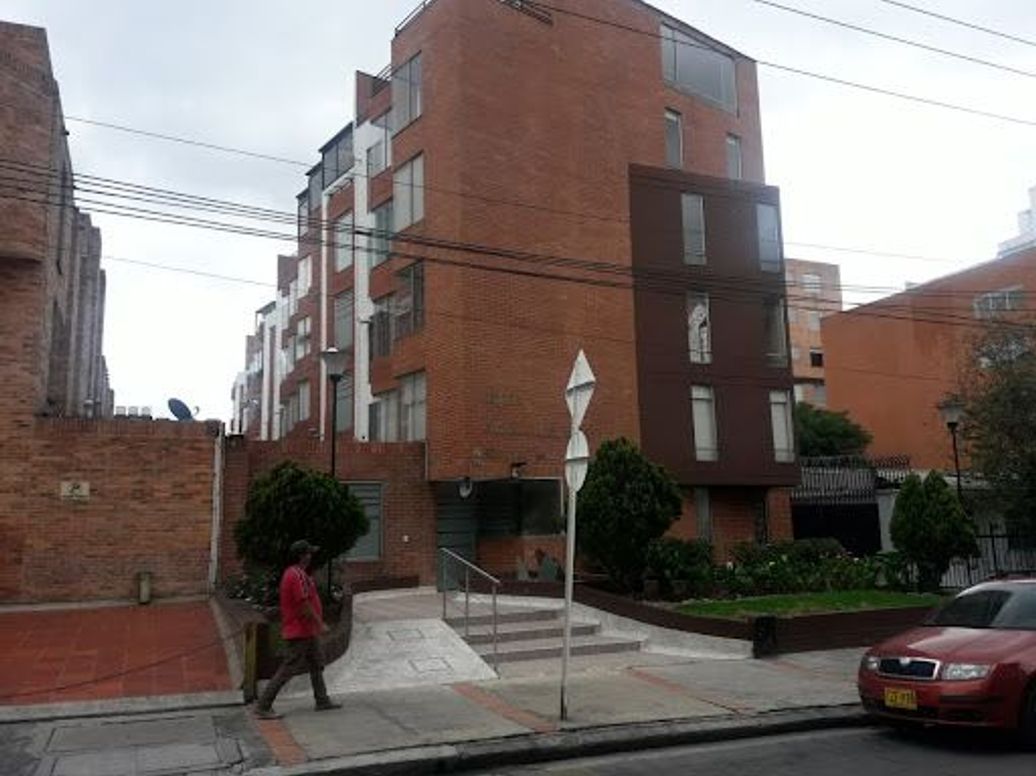 Apartamento de 3 alcobas en venta en Americas Occidental, Bogotá, 83 m² · foto 13 de 20
