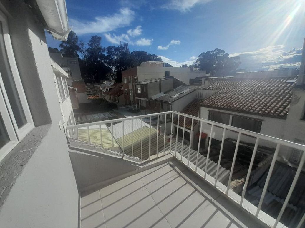 Apartamento de 3 alcobas en venta en Cedro Salazar, Bogotá, 86 m² · foto 7 de 20