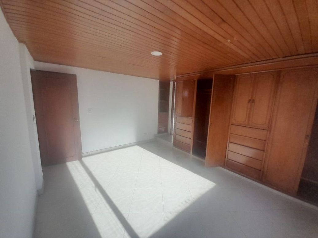 Apartamento de 3 alcobas en venta en Cedro Salazar, Bogotá, 86 m² · foto 14 de 20