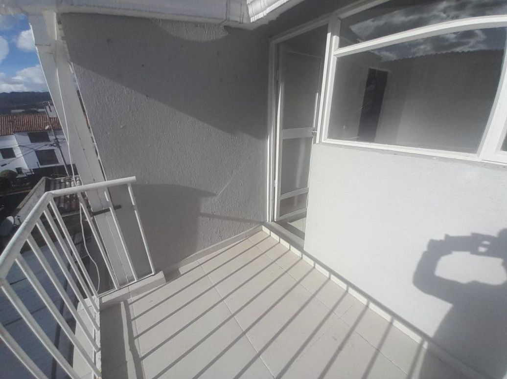 Apartamento de 3 alcobas en venta en Cedro Salazar, Bogotá, 86 m² · foto 6 de 20