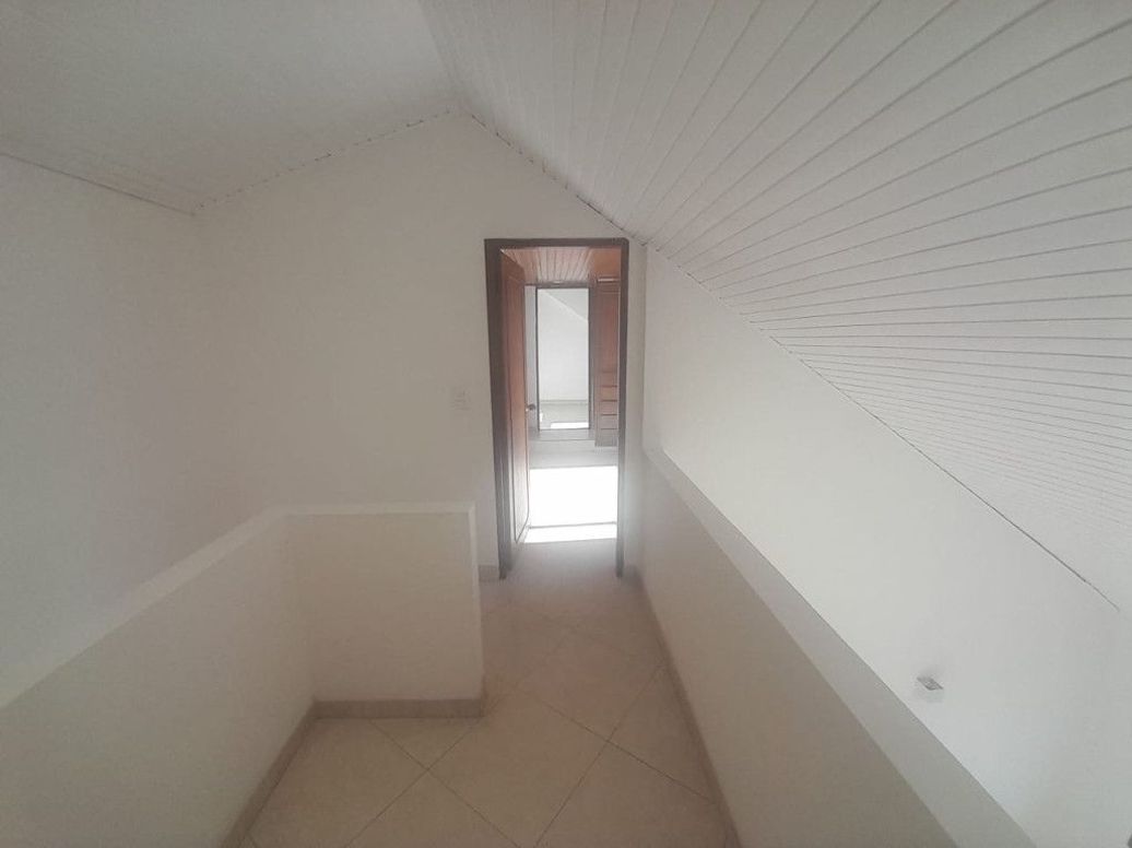 Apartamento de 3 alcobas en venta en Cedro Salazar, Bogotá, 86 m² · foto 12 de 20
