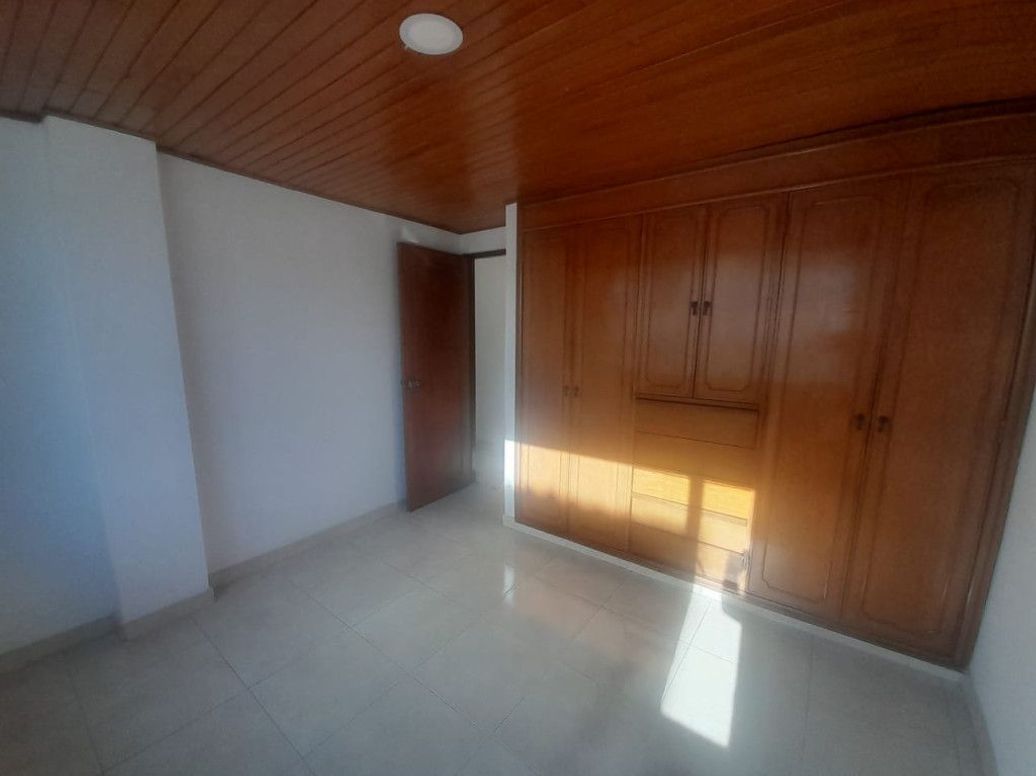 Apartamento de 3 alcobas en venta en Cedro Salazar, Bogotá, 86 m² · foto 18 de 20