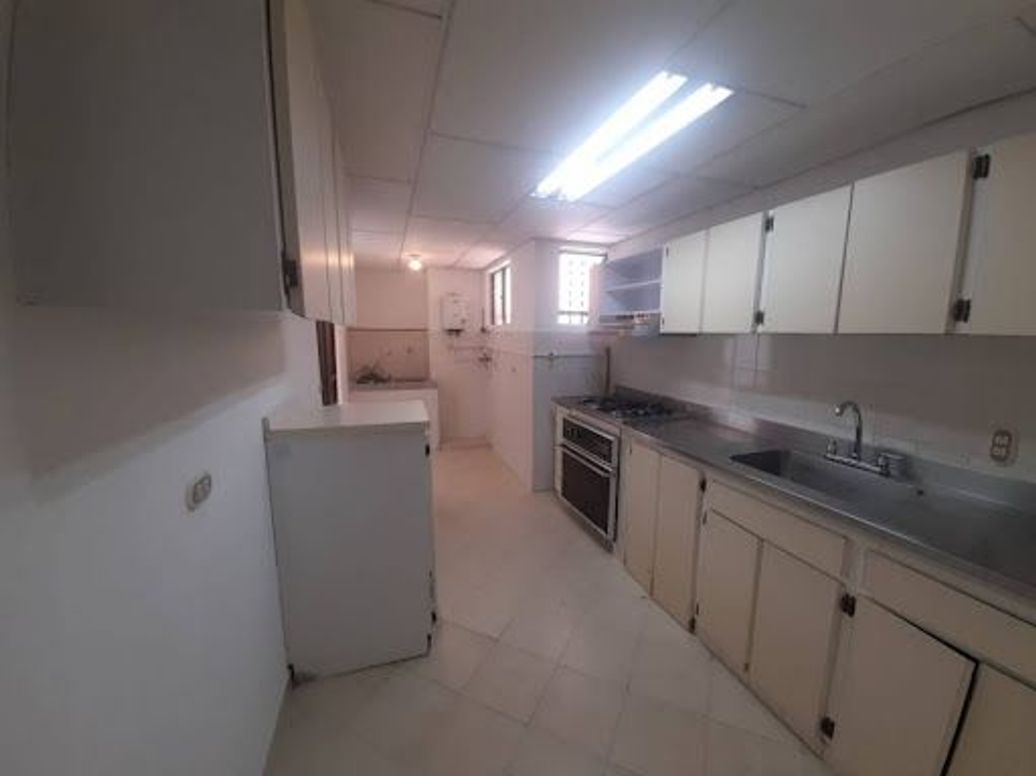 ARRIENDO de APARTAMENTO en ESTADIO, Medellín en Cuarta Brigada