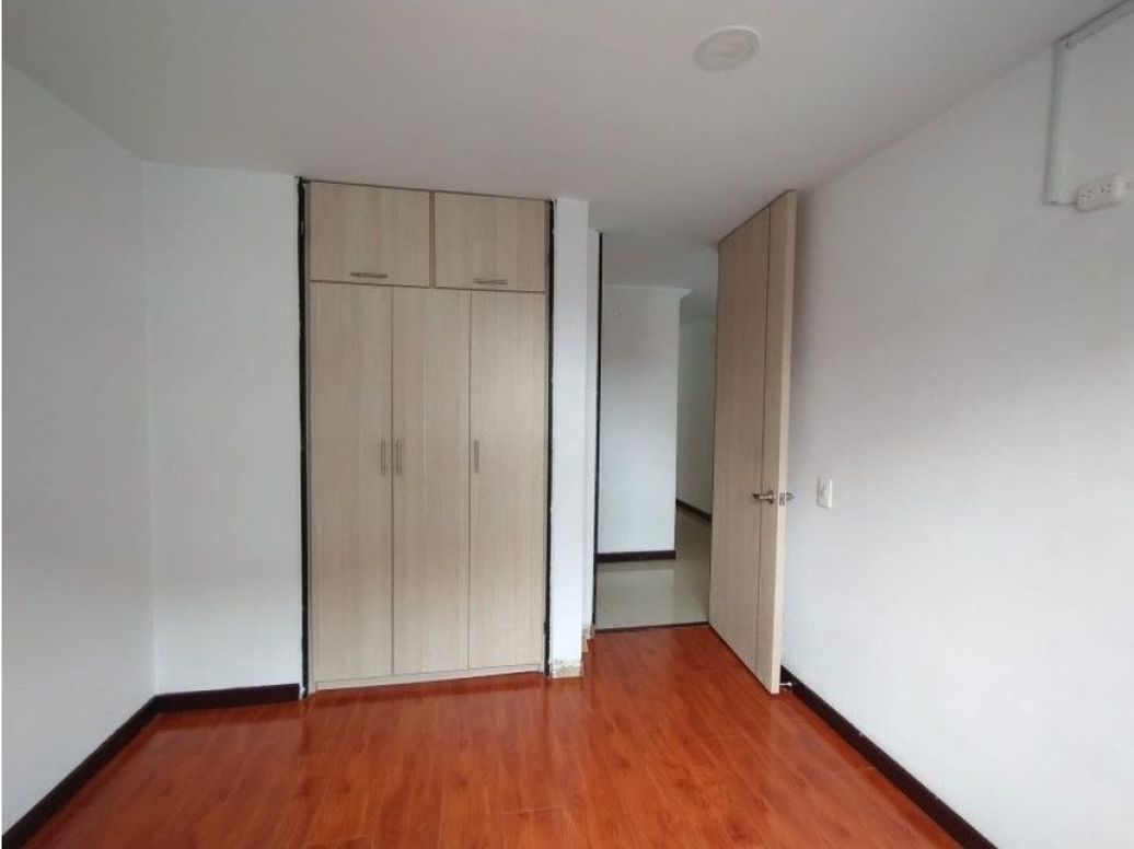 Apartamento de 3 alcobas en venta en Iberia, Bogotá, 66 m² · foto 6 de 9