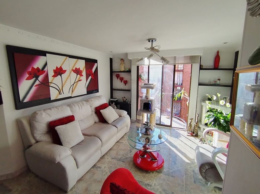 Apartamento de 3 alcobas en venta en Alferez Real, Bogotá, 68 m² · foto 4 de 20