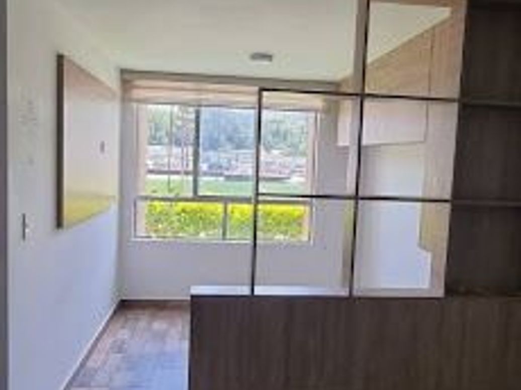 Apartaestudio en venta en El Redil, Bogotá, 35 m² · foto 3 de 16