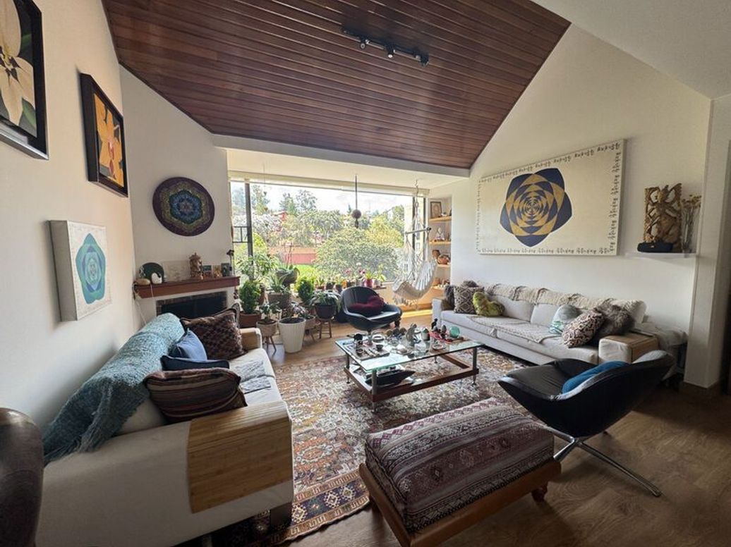 Apartamento de 3 alcobas en venta en Niza, Bogotá, 187 m² · foto 2 de 20