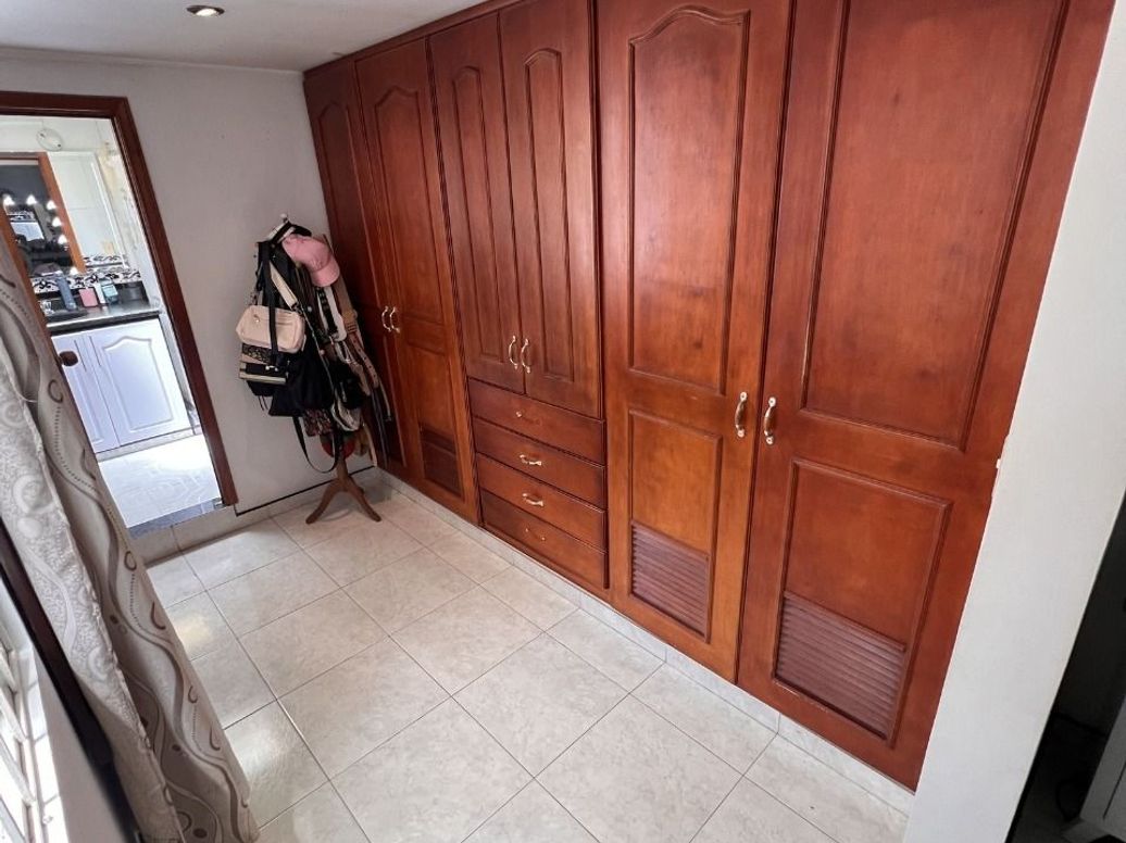 Casa de 4 alcobas en venta en Julio Flórez, Bogotá, 147 m² · foto 11 de 19