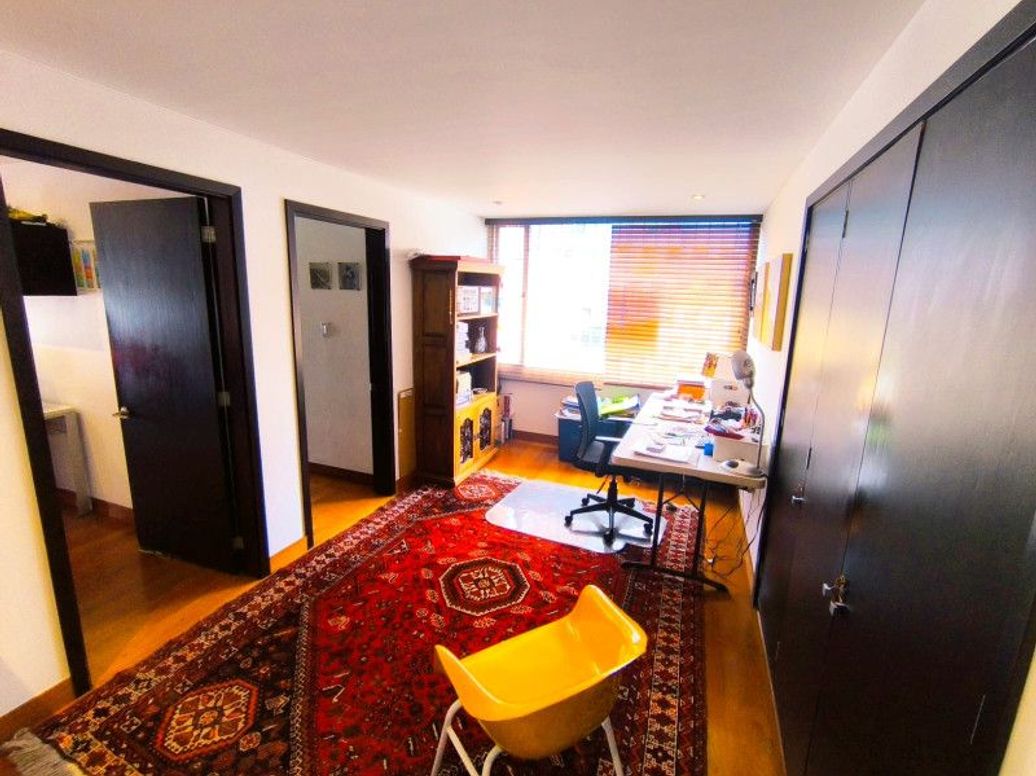 Apartamento de 3 alcobas en venta en Santa Barbara Central, Bogotá, 209 m² · foto 8 de 20