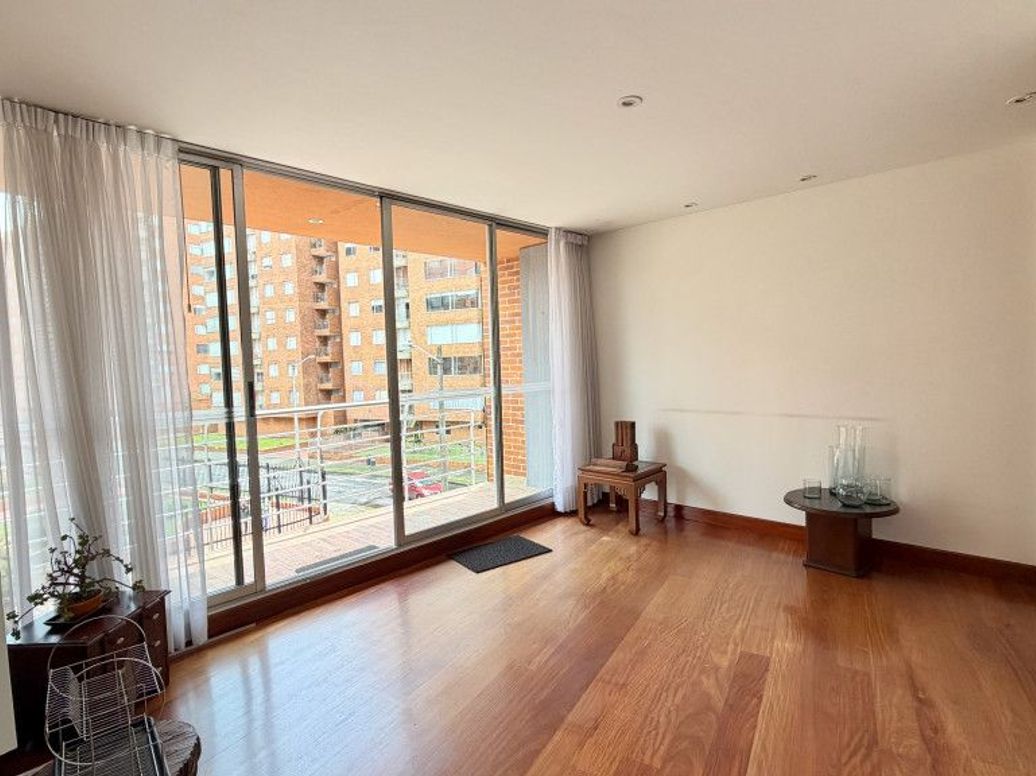 Apartamento de 3 alcobas en venta en Colina Campestre, Bogotá, 148 m² · foto 4 de 20