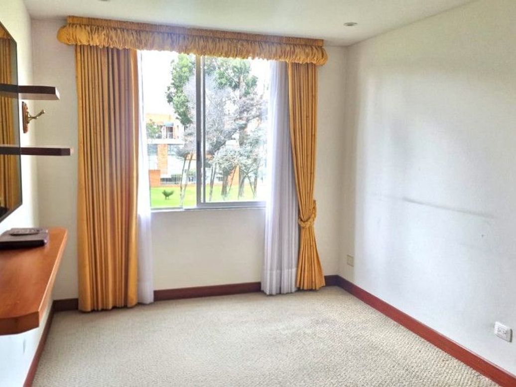 Apartamento de 3 alcobas en venta en Colina Campestre, Bogotá, 148 m² · foto 12 de 20