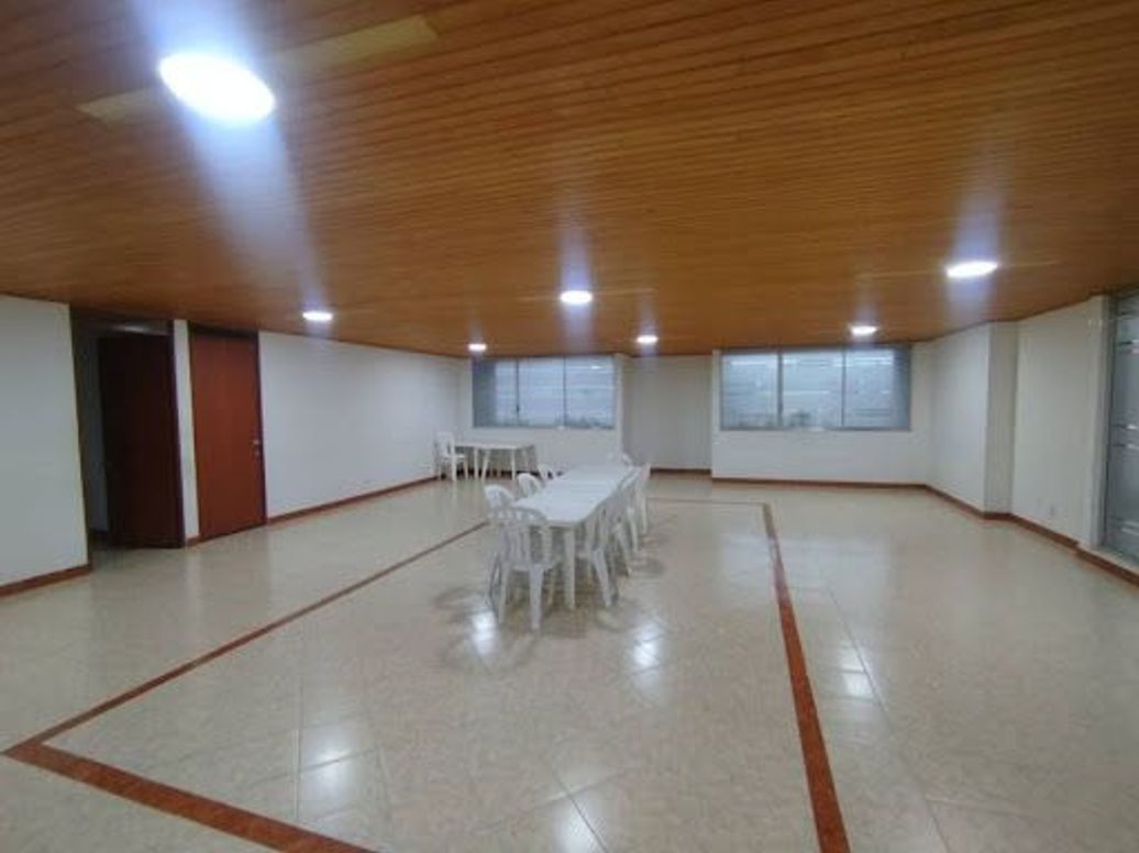Apartamento de 2 alcobas en venta en Villas De Granada, Bogotá, 64 m² · foto 7 de 20