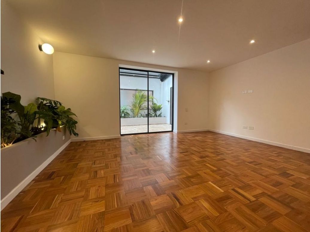 Apartamento de 3 alcobas en venta en Los Rosales, Bogotá, 187 m² · foto 5 de 20