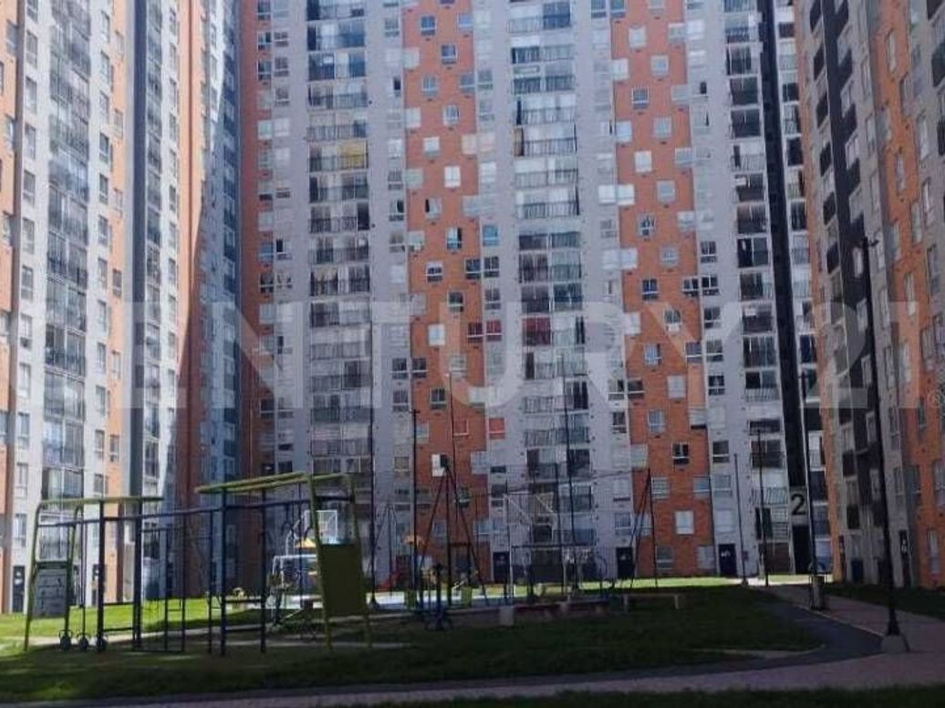 Apartamento de 2 alcobas en venta en Hayuelos, Bogotá, 42 m² · foto 3 de 14