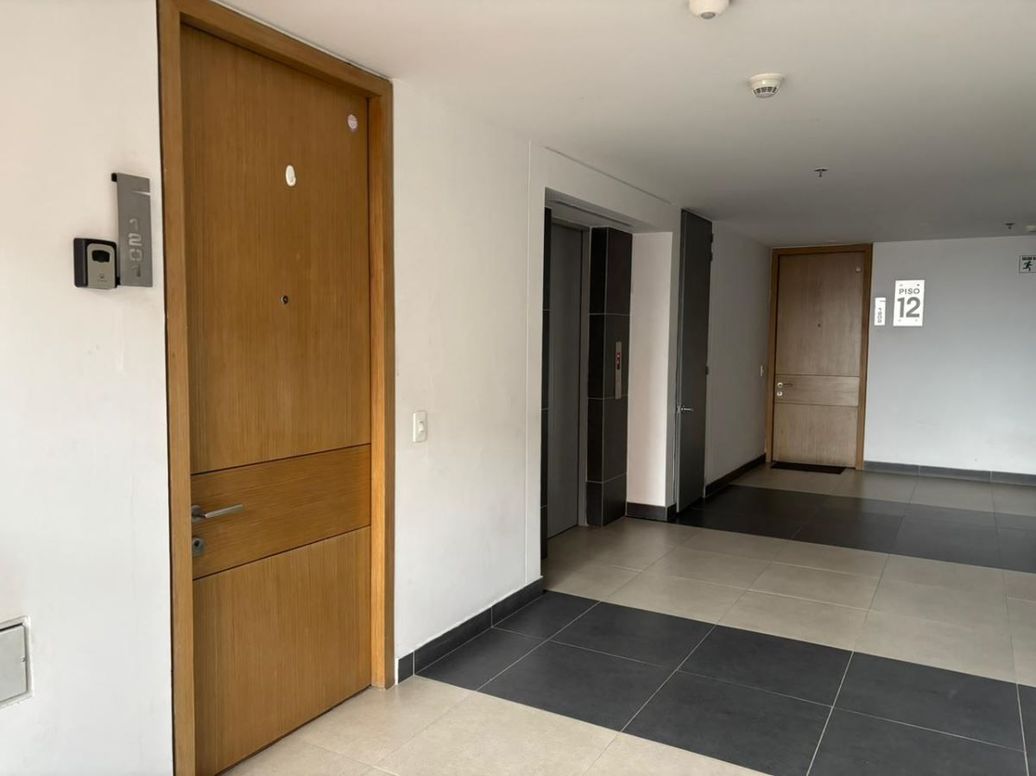 Apartamento de 4 alcobas en venta en La Esperanza Norte, Bogotá, 180 m² · foto 10 de 20