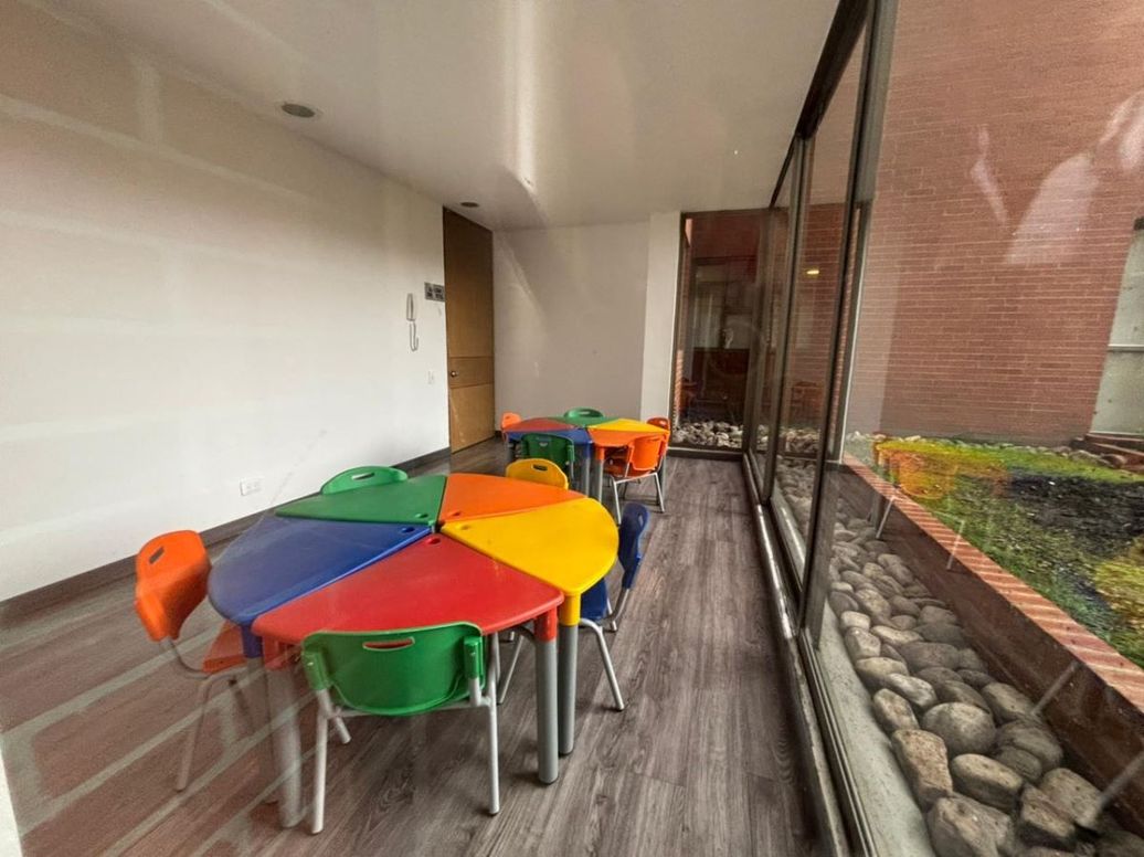 Apartamento de 4 alcobas en venta en La Esperanza Norte, Bogotá, 180 m² · foto 7 de 20