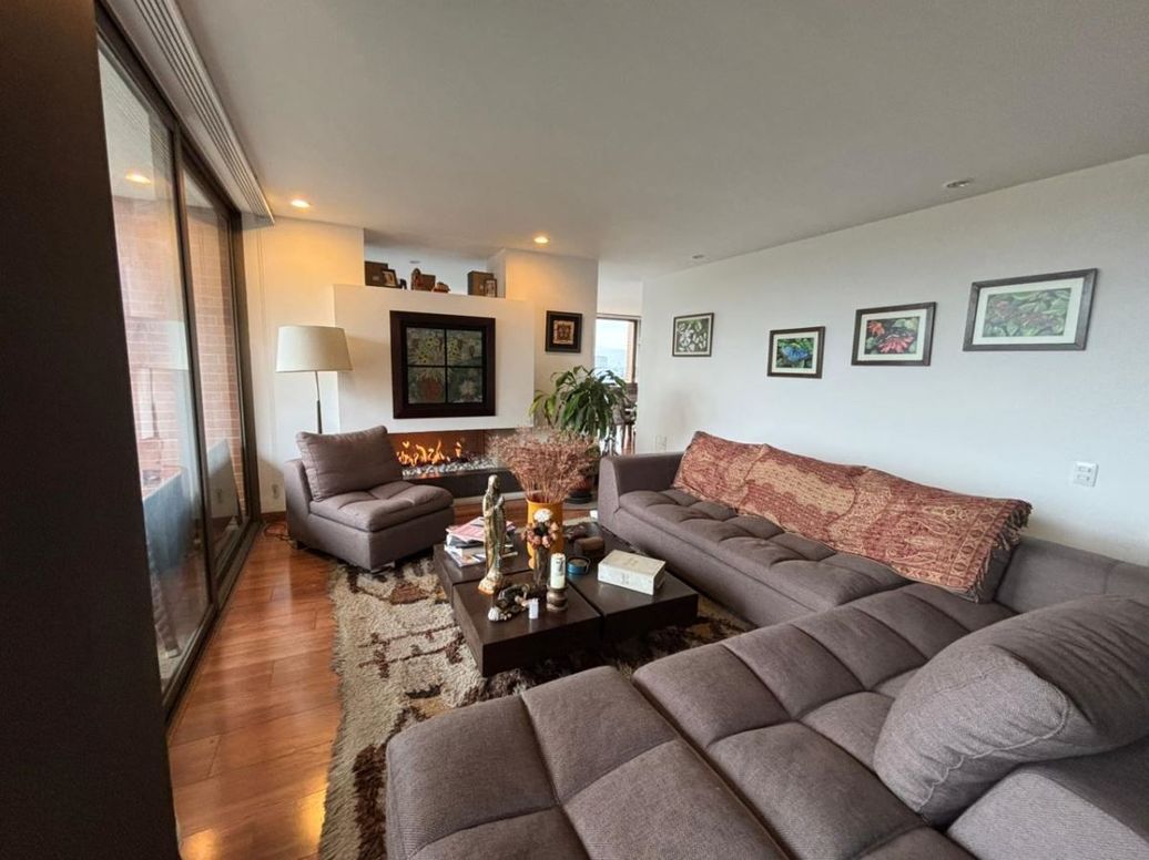 Apartamento de 4 alcobas en venta en La Esperanza Norte, Bogotá, 180 m² · foto 14 de 20