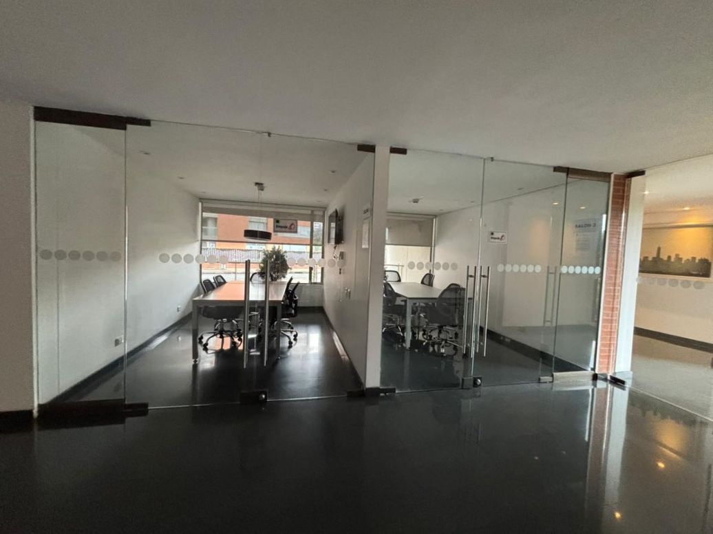 Apartamento de 4 alcobas en venta en La Esperanza Norte, Bogotá, 180 m² · foto 3 de 20